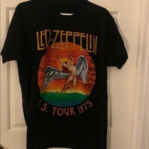 Led Zeppelin T-shirt. L